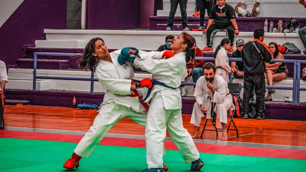 20-EN KARATE-F-INDEM